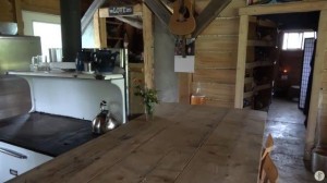 off grid home Kitchen Table