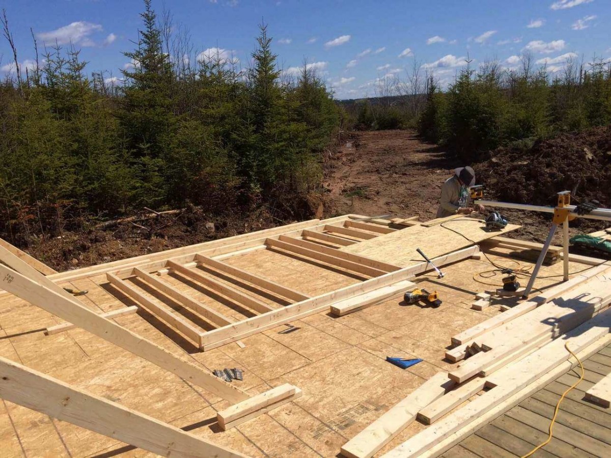 How To Frame The Ultimate Off Grid Cabin in Three Days - Day 1