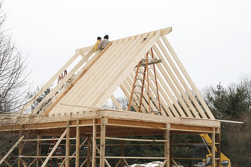 Common rafter butted up against ridge beam