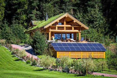 off grid solar powered log home