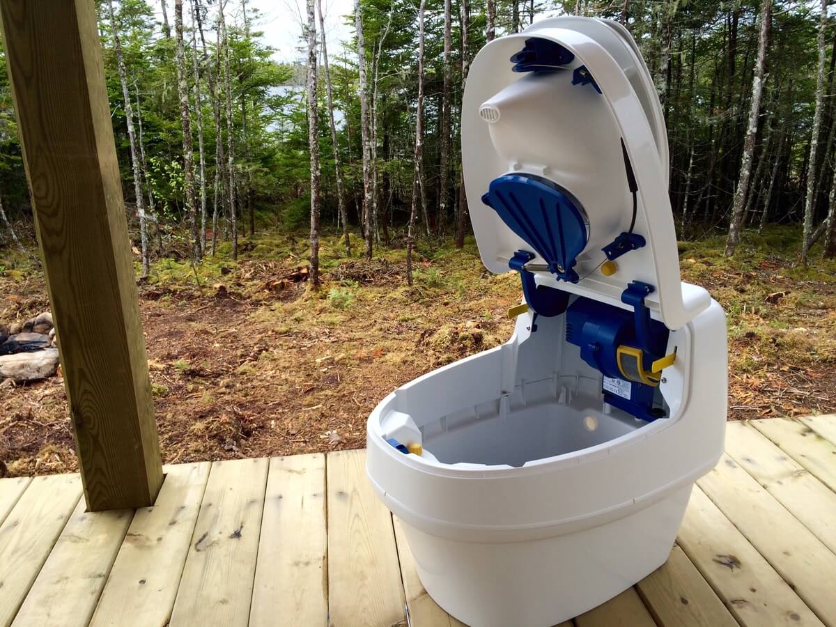 Off Grid Toilet Separett Villa 9210 1